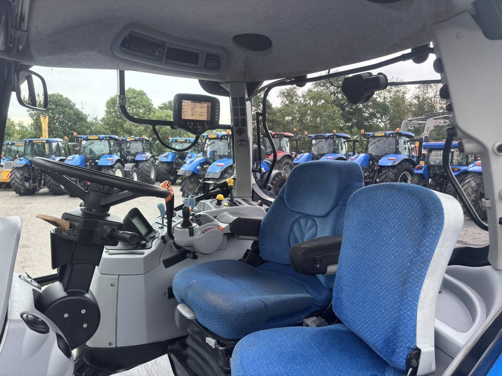 NEW HOLLAND T7050PC