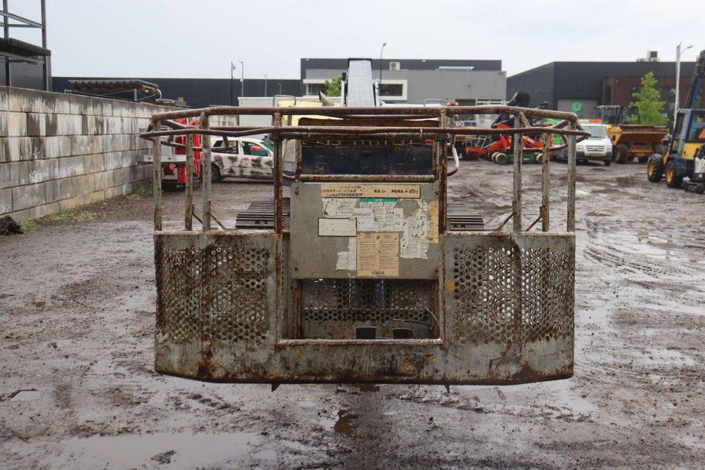 Telescoophoogwerker Aichi R18.2 Diesel 20m 1999