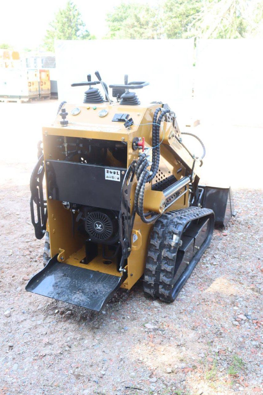 Delano T360 Kompaktlader, Benzin, 18 PS, Baujahr 2026, Neu