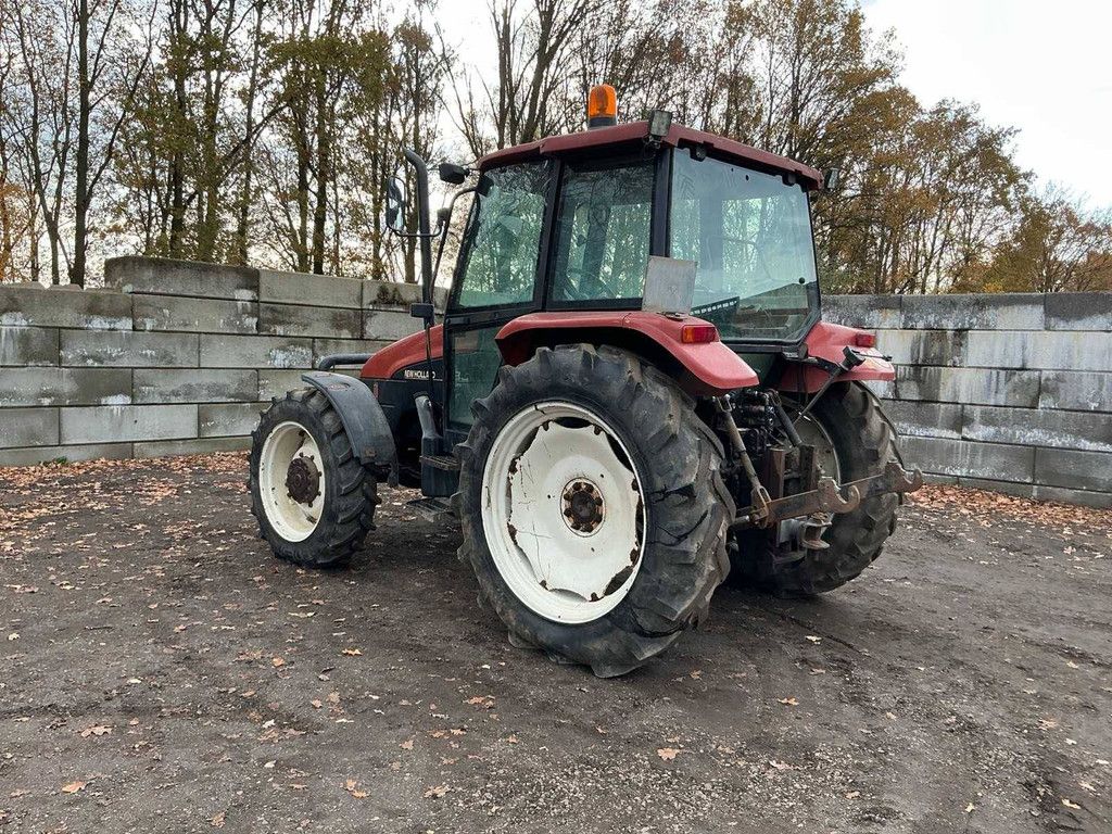 Landwirtschaftlicher Traktor New Holland L85 DT Diesel 1996