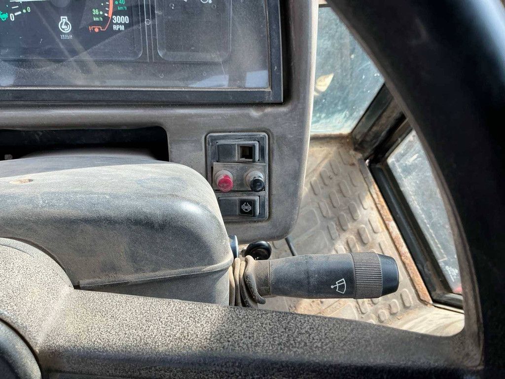 Landwirtschaftlicher Traktor New Holland L85 DT Diesel 1996