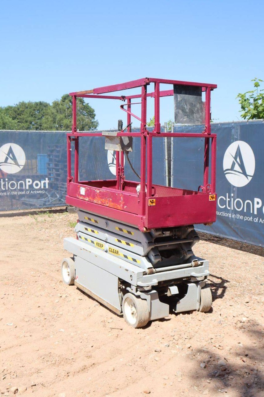 Schaarlift Skyjack SJIII-3219 Elektrisch 7.8m 2010