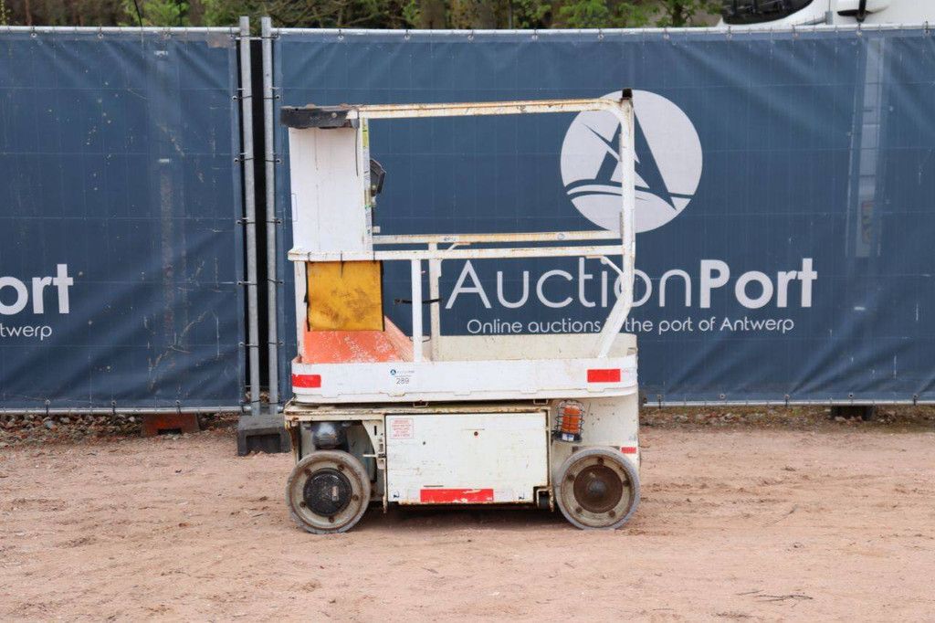 JLG 1230ES Elektrischer Mastlift 5,66 m 2014