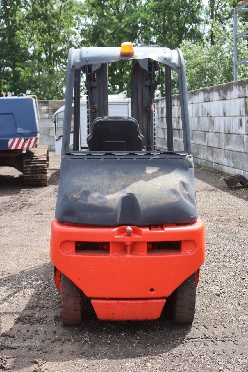 Heftruck Linde E30-01 Elektrisch 3000kg 7m 1998