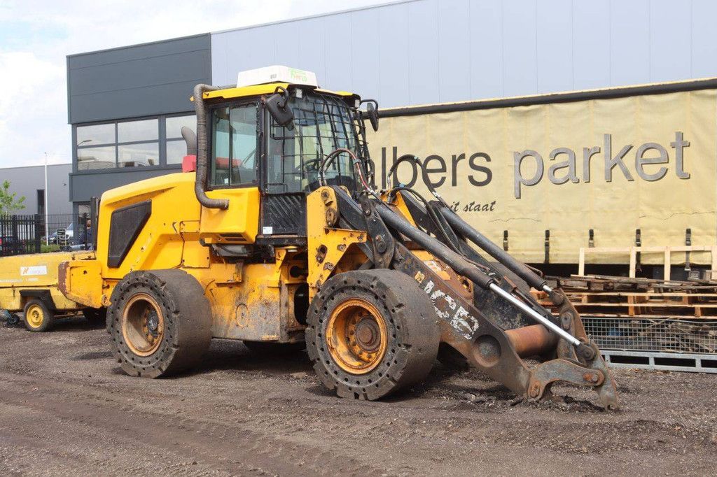 JCB 437 Diesel Wheel Loader 129kW 2018