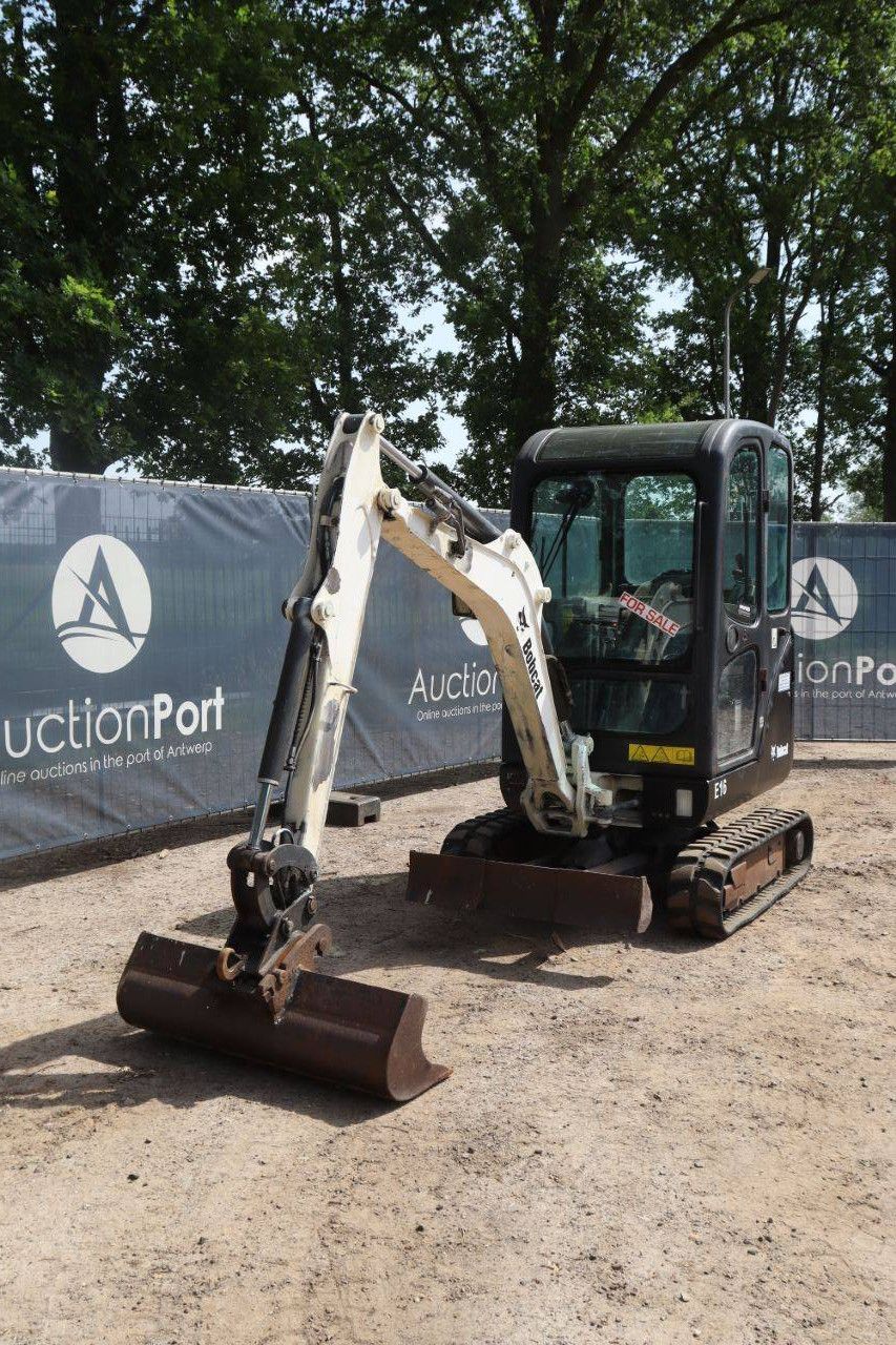 Mini excavator Bobcat E16 Diesel 10kW 2012
