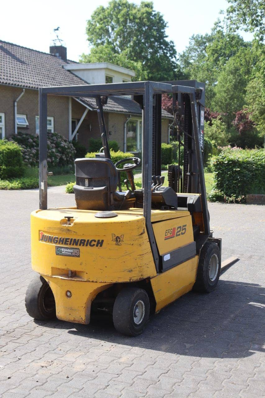 Gabelstapler Jungheinrich EFG 25 Elektro 2400kg 1999
