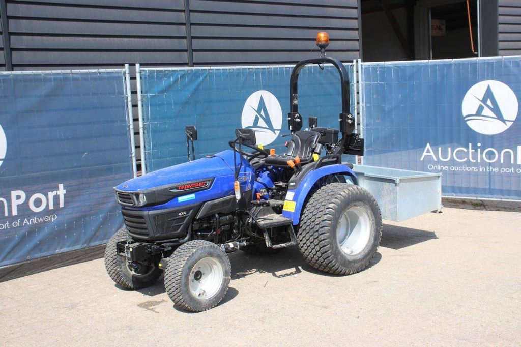 Kleintraktor Farmtrac 26H 4x4 Diesel
