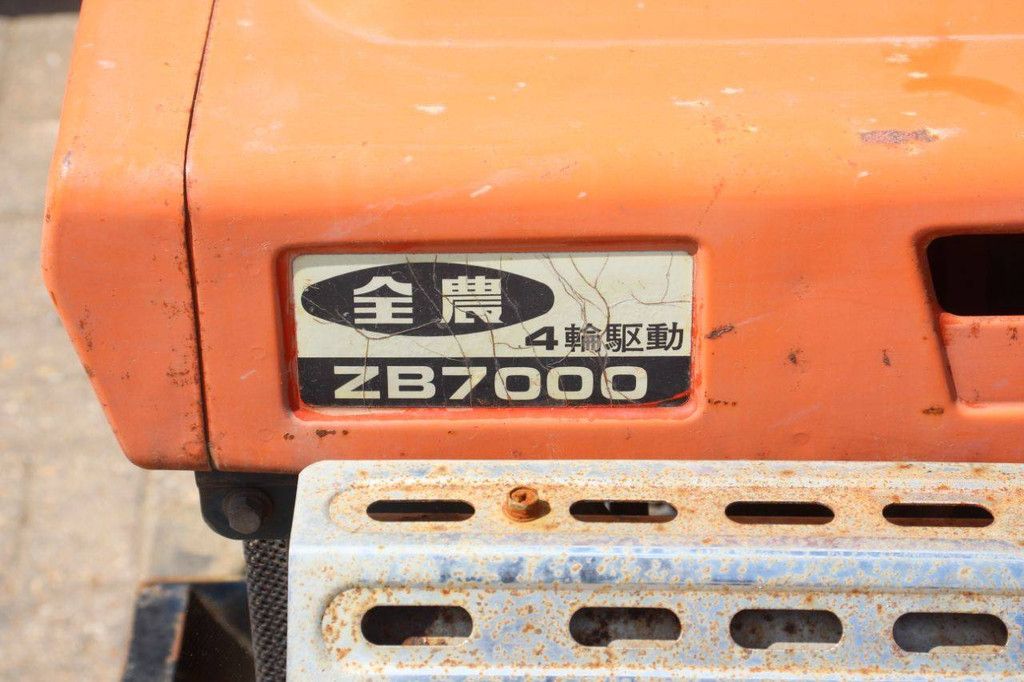 Kleintraktor Zen-noh ZB7000 Diesel 13 PS