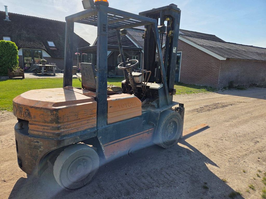 Toyota FD30 Diesel-Gabelstapler 3000 kg