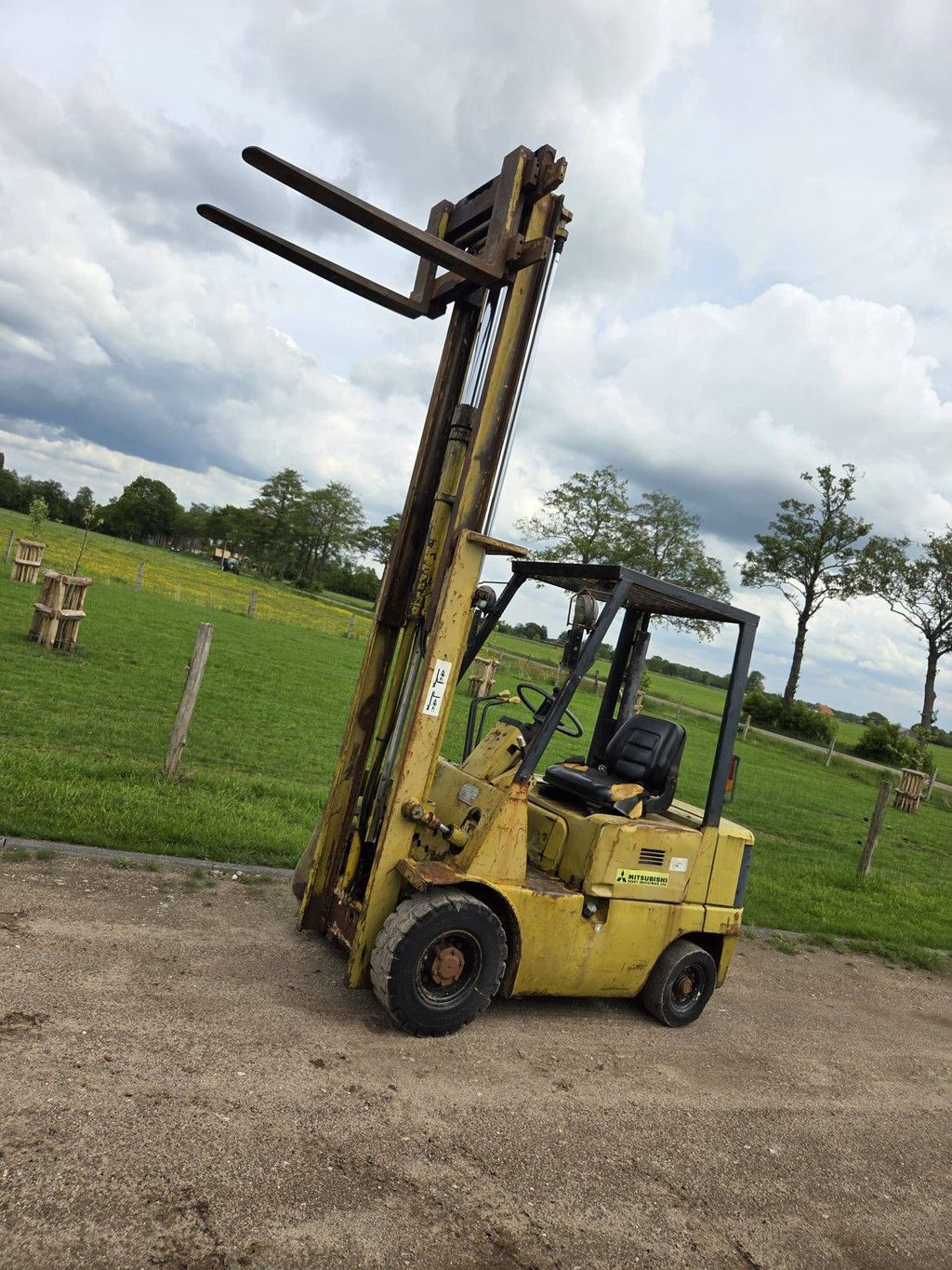 Mitsubishi FD18 Diesel-Gabelstapler 1800 kg