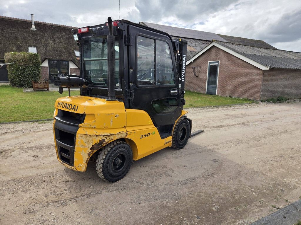 Gabelstapler Hyundai 25D-9 Diesel 2500kg 3,3m 2019