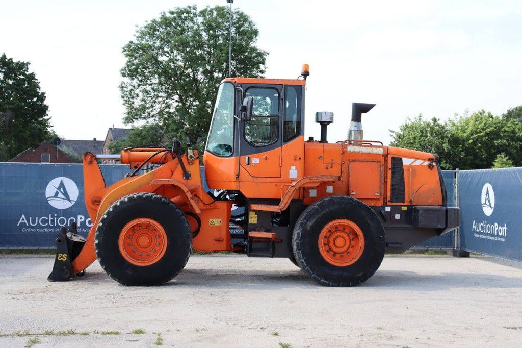 Doosan DL250 Diesel Wheel Loader 121kW 2011