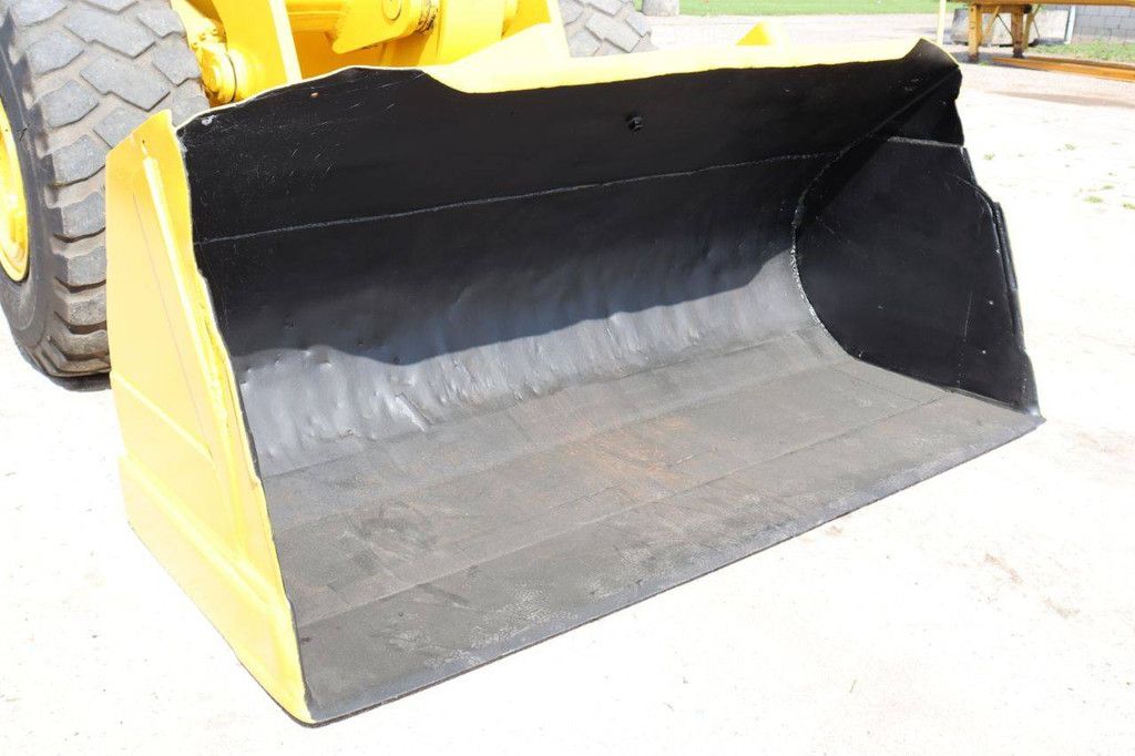 Wheel loader Furukawa 34 Diesel 150kW 2001