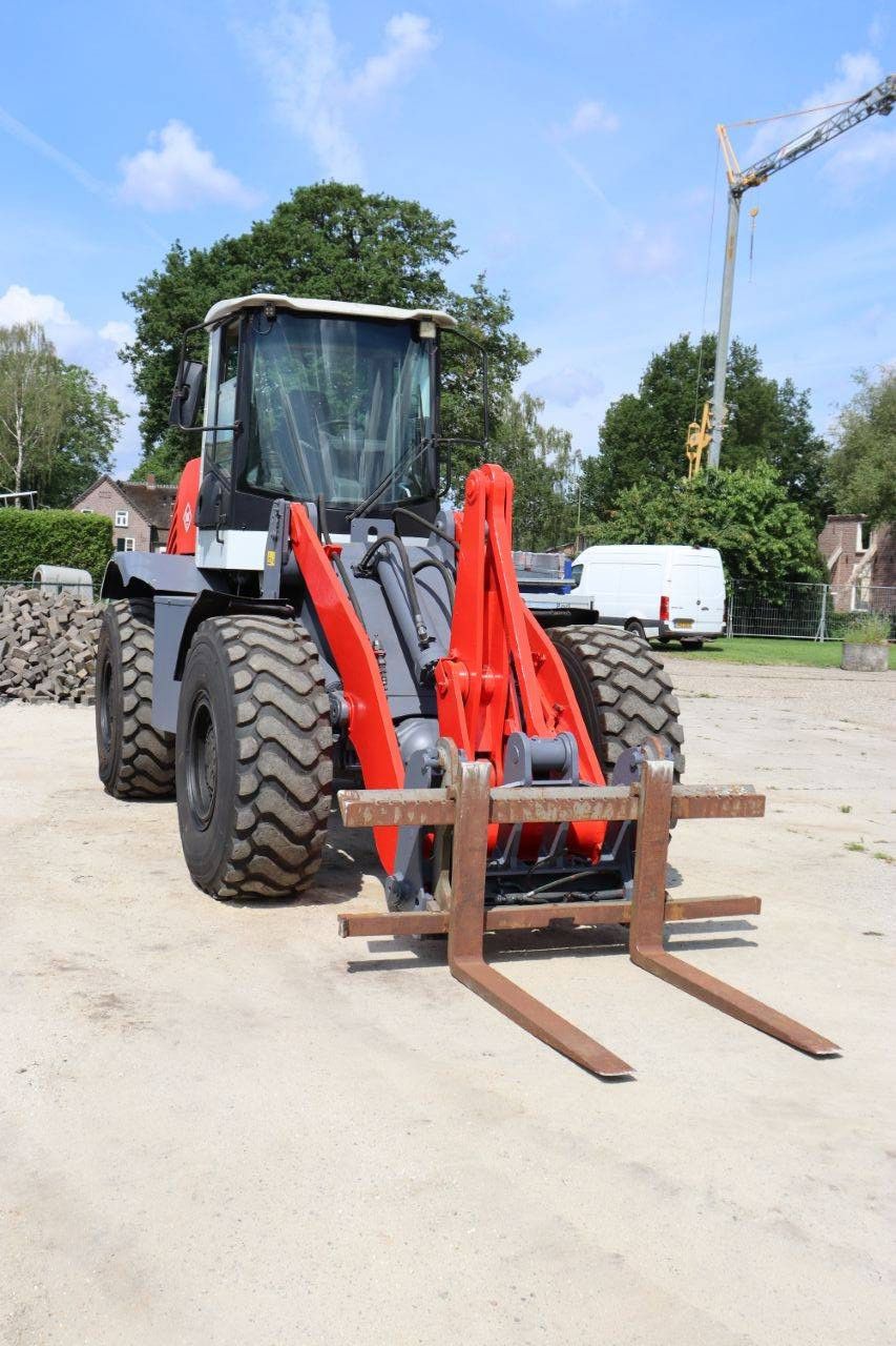 Wheel loader O&K L25.5 Diesel 123kW 2004