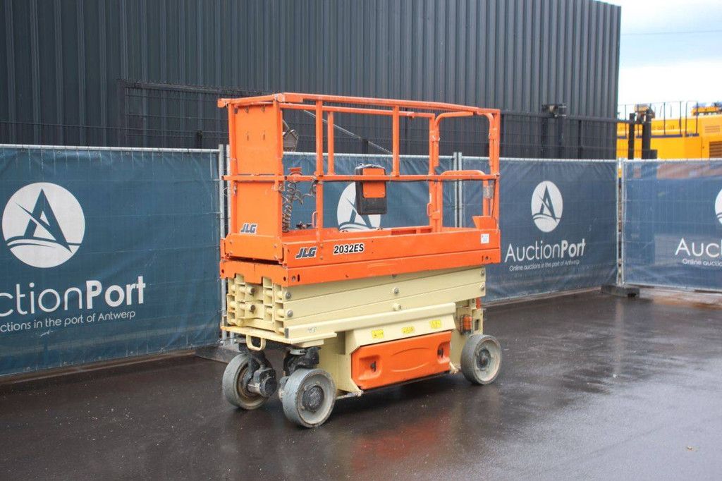 Scherenbühne JLG 2032ES Elektrisch 8,1 m 2018
