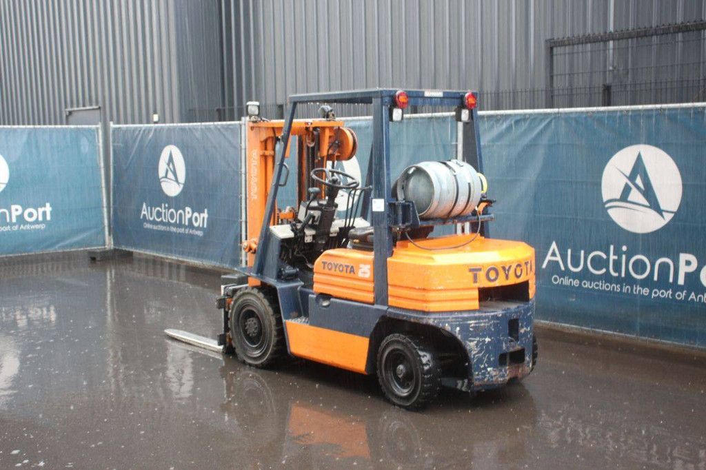 Gabelstapler Toyota 42 5FGF25 LPG 2500kg 5m 1993