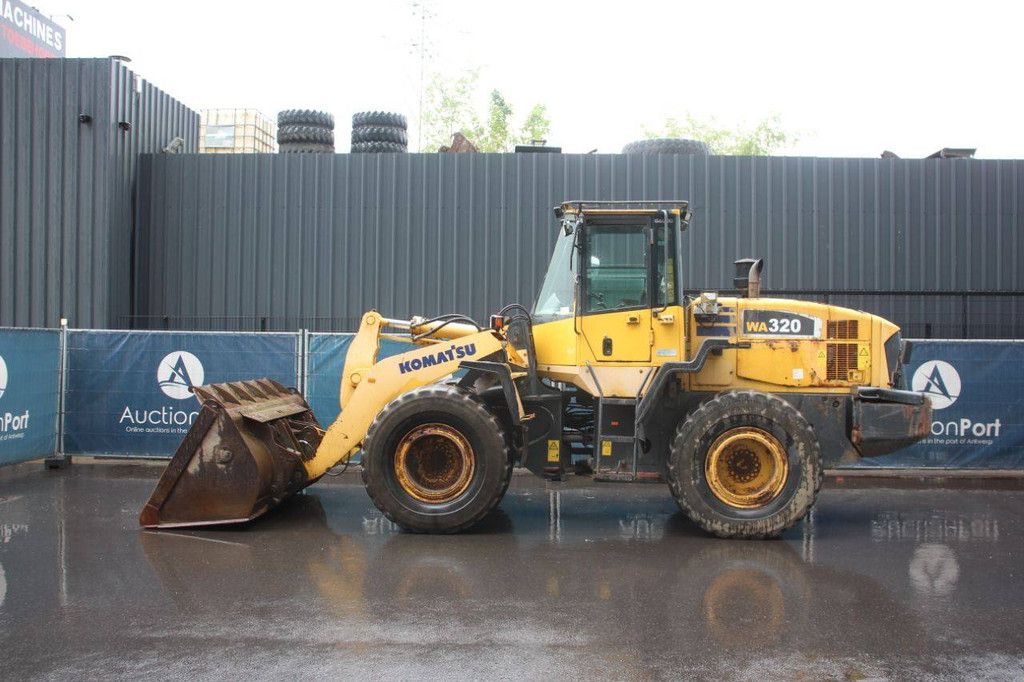 Wiellader Komatsu WA320-5H Diesel 124kW 2004