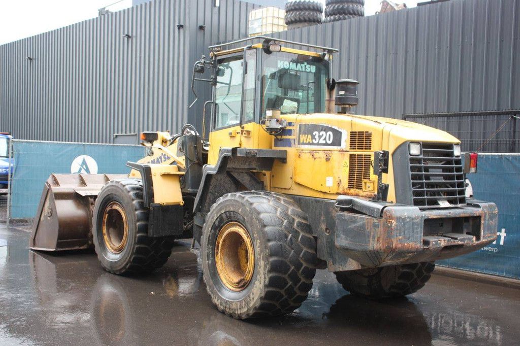 Wiellader Komatsu WA320-5H Diesel 124kW 2004