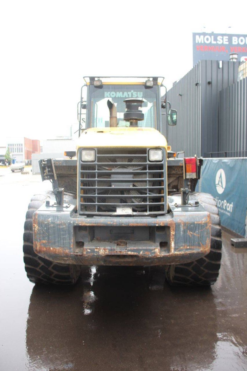 Wiellader Komatsu WA320-5H Diesel 124kW 2004