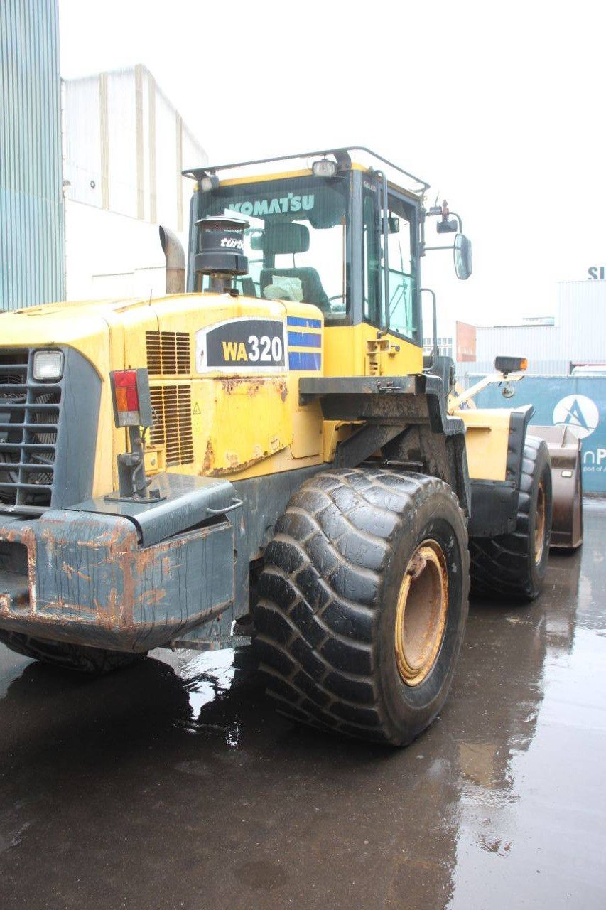 Wiellader Komatsu WA320-5H Diesel 124kW 2004
