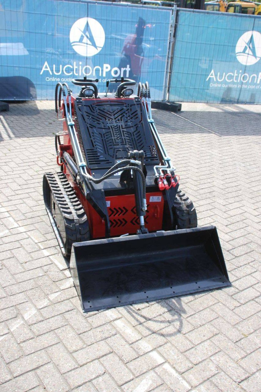 Kompaktlader SDLL10A, Benzin, 17,5 kW, Baujahr 2026, Neu