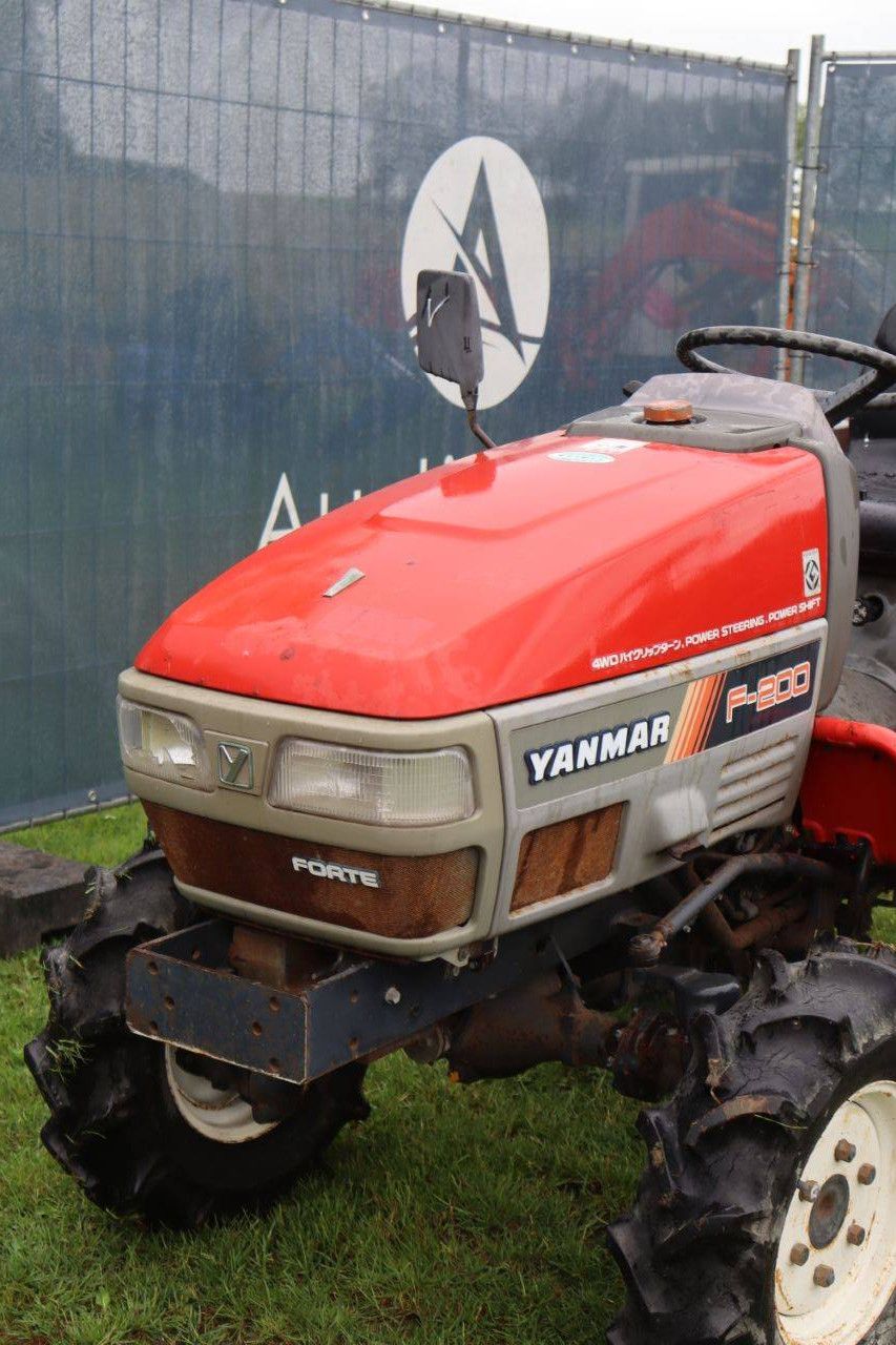 Kleintraktor Yanmar F-200 Diesel 20 PS
