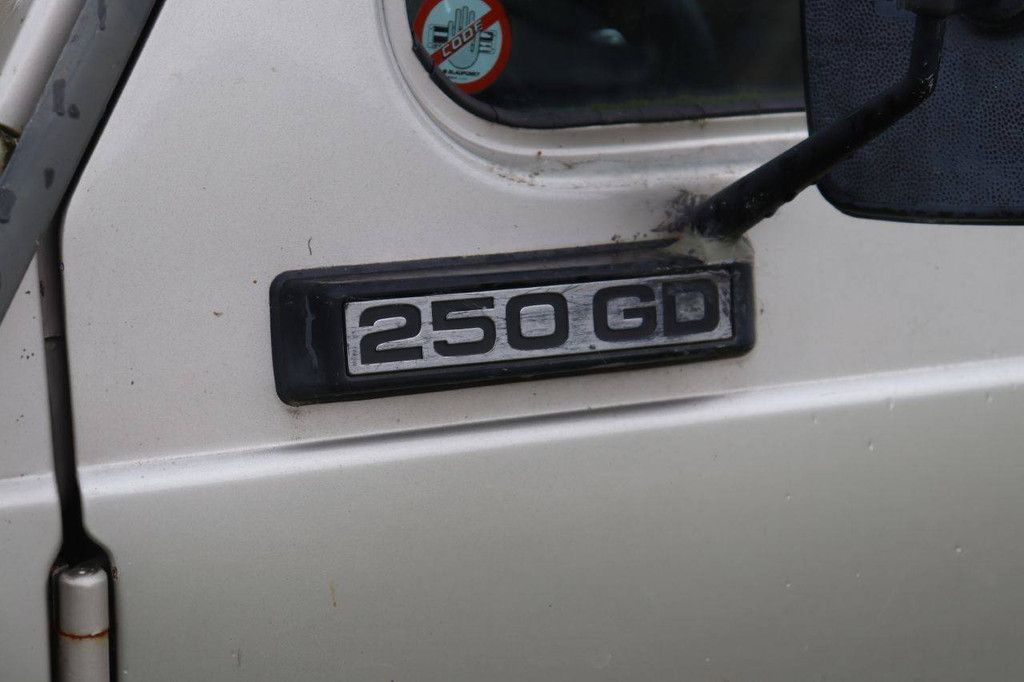 Oldtimer SUV Mercedes-Benz 250GD Diesel 84 PS 1987 (Margin)