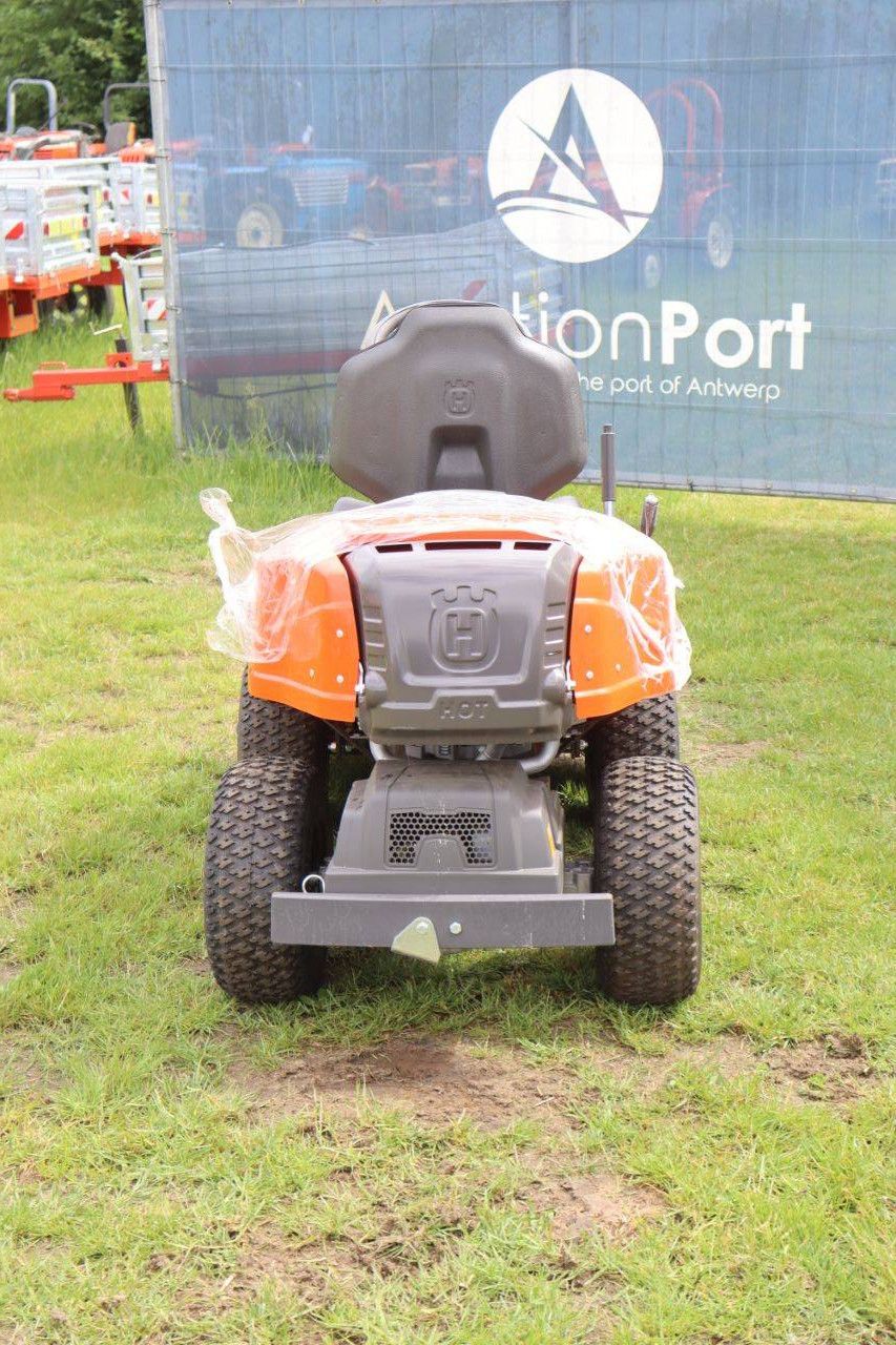 Neu: Husqvarna R214TC Benzin-Aufsitzmäher