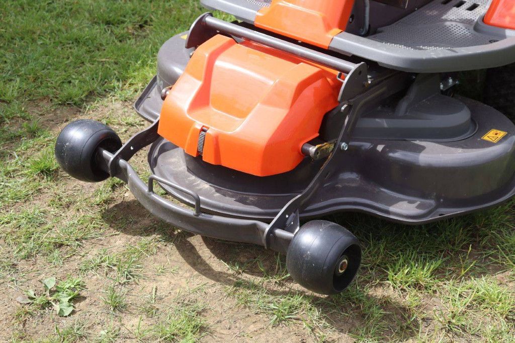 Husqvarna R214TC Aufsitzmäher Benzin Neu