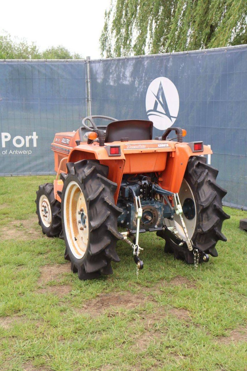Kleintraktor Kubota B1-17 Bulltra Diesel 17,5 PS