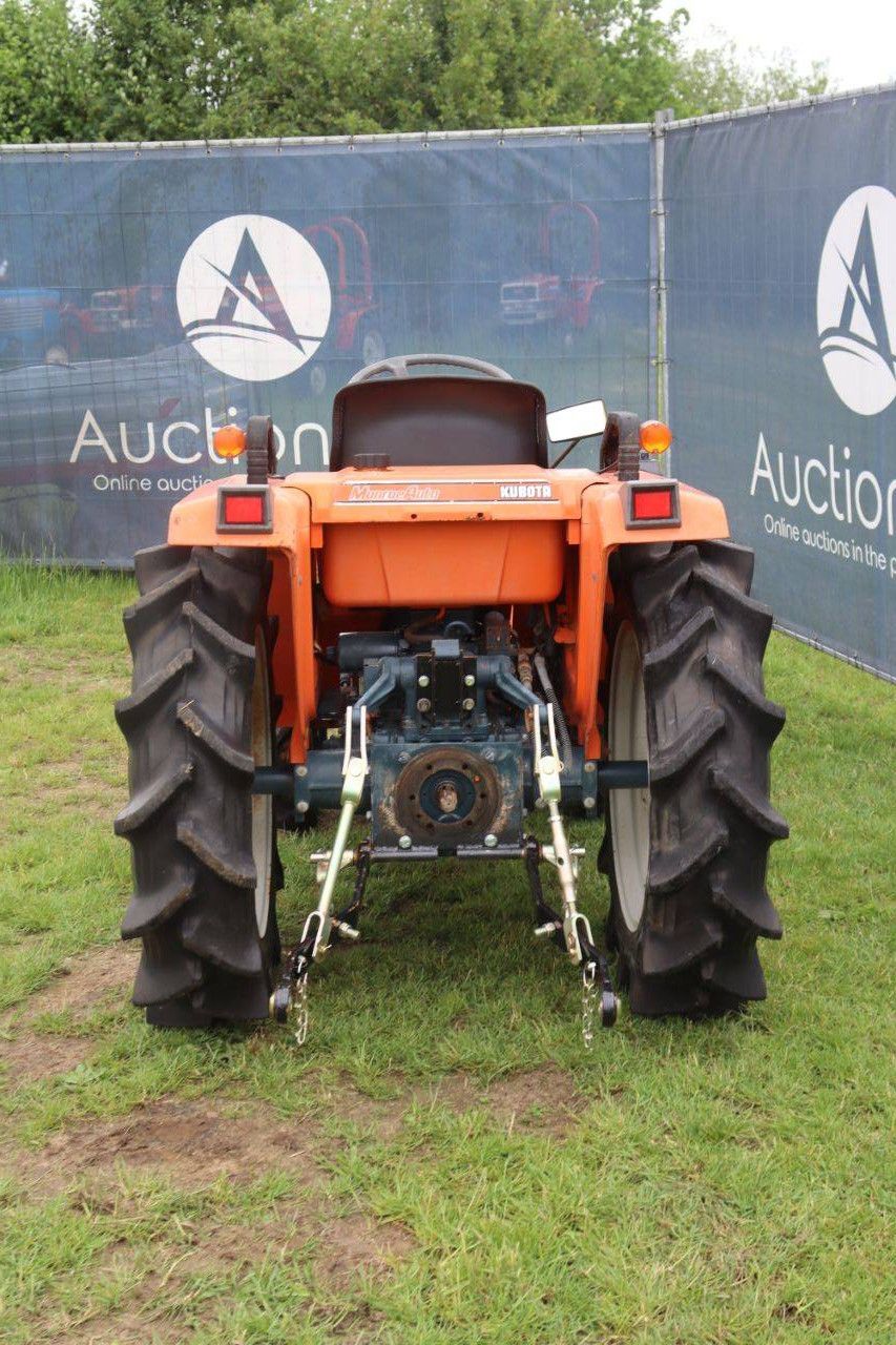 Kleintraktor Kubota B1-17 Bulltra Diesel 17,5 PS