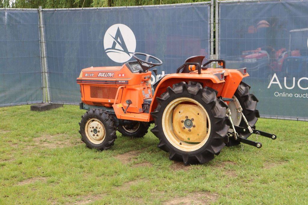 Kleintraktor Kubota B1-17 Bulltra Diesel 17,5 PS