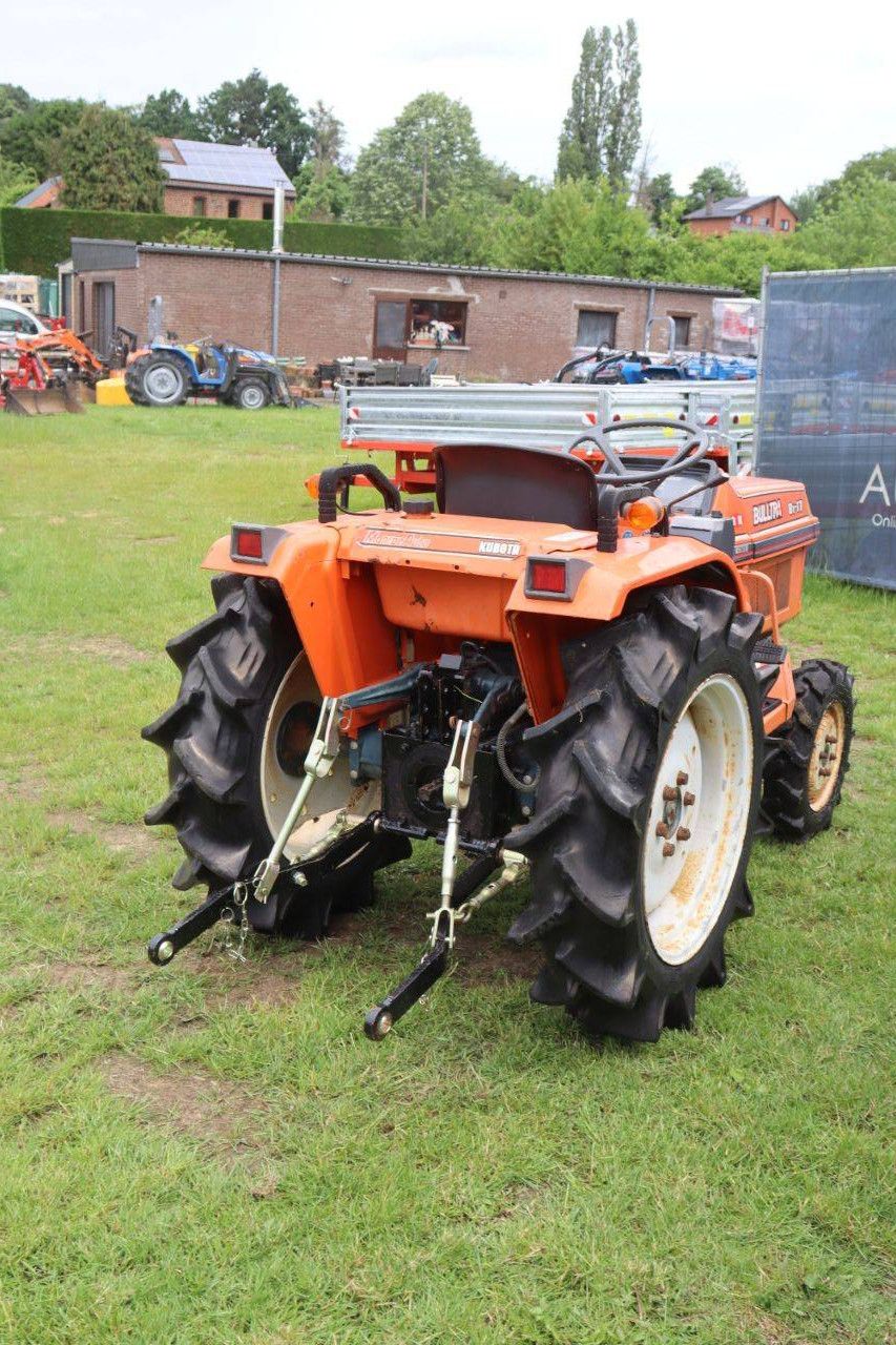 Kleintraktor Kubota B1-17 Bulltra Diesel 17,5 PS