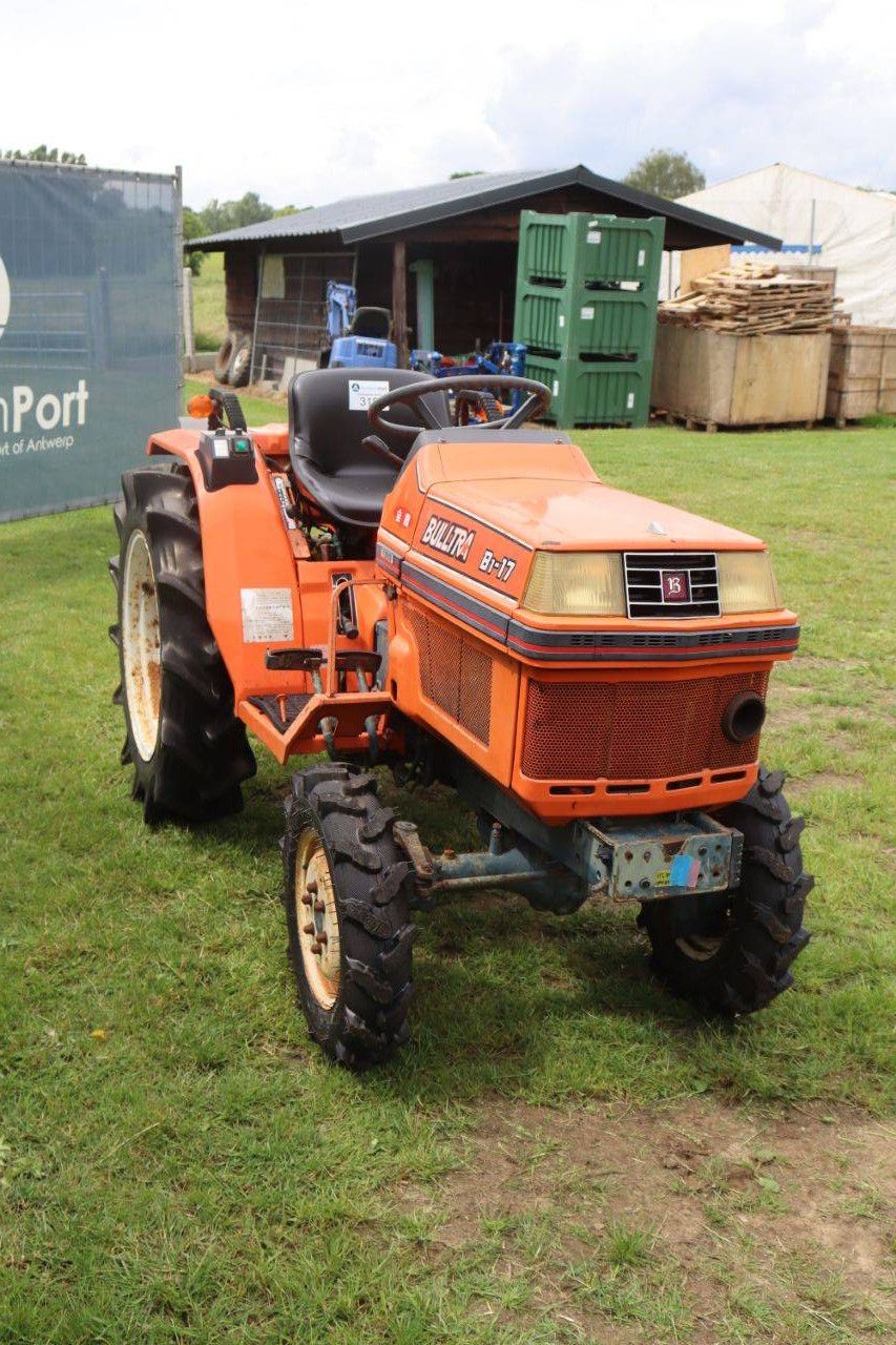 Kleintraktor Kubota B1-17 Bulltra Diesel 17,5 PS
