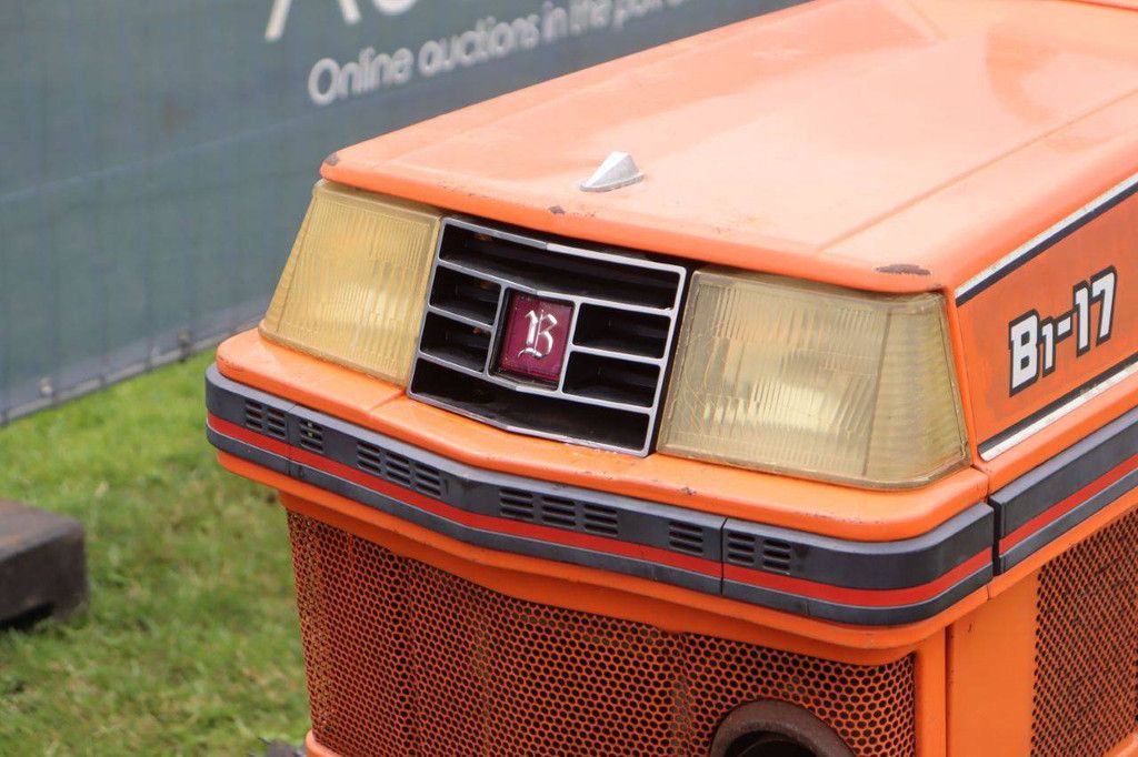 Kleintraktor Kubota B1-17 Bulltra Diesel 17,5 PS