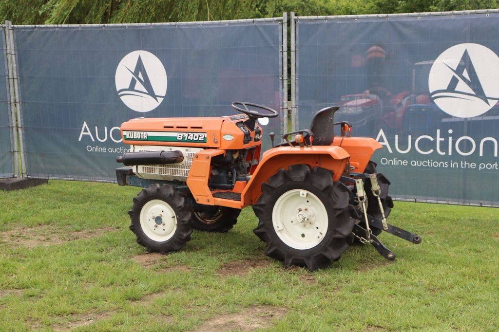 Kleintraktor Kubota B1402 Diesel 14 PS