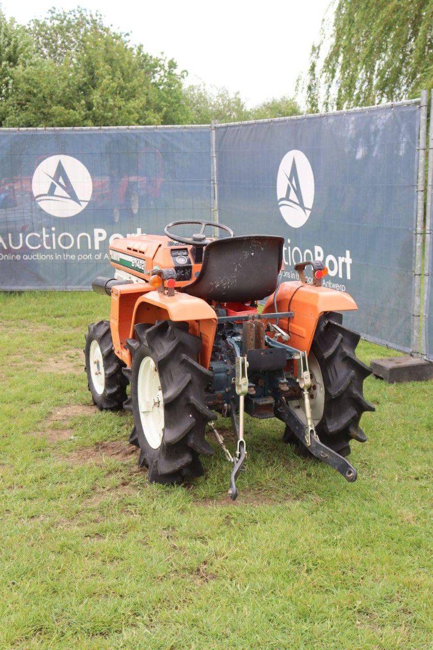 Kleintraktor Kubota B1402 Diesel 14 PS