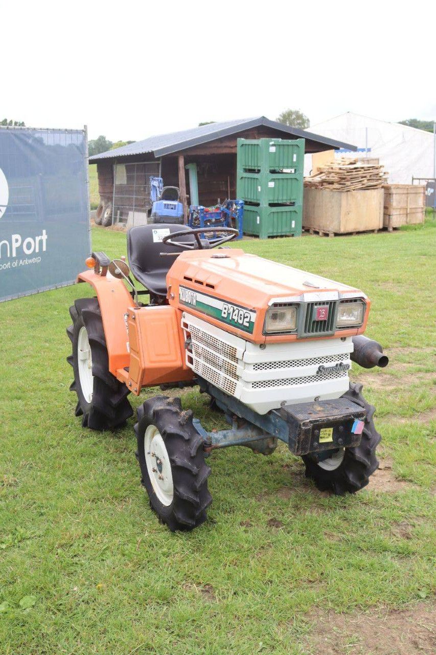 Kleintraktor Kubota B1402 Diesel 14 PS