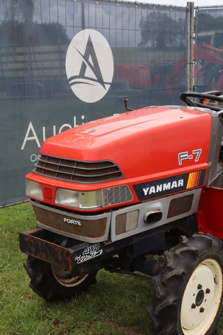 Yanmar F7 Diesel-Kleintraktor