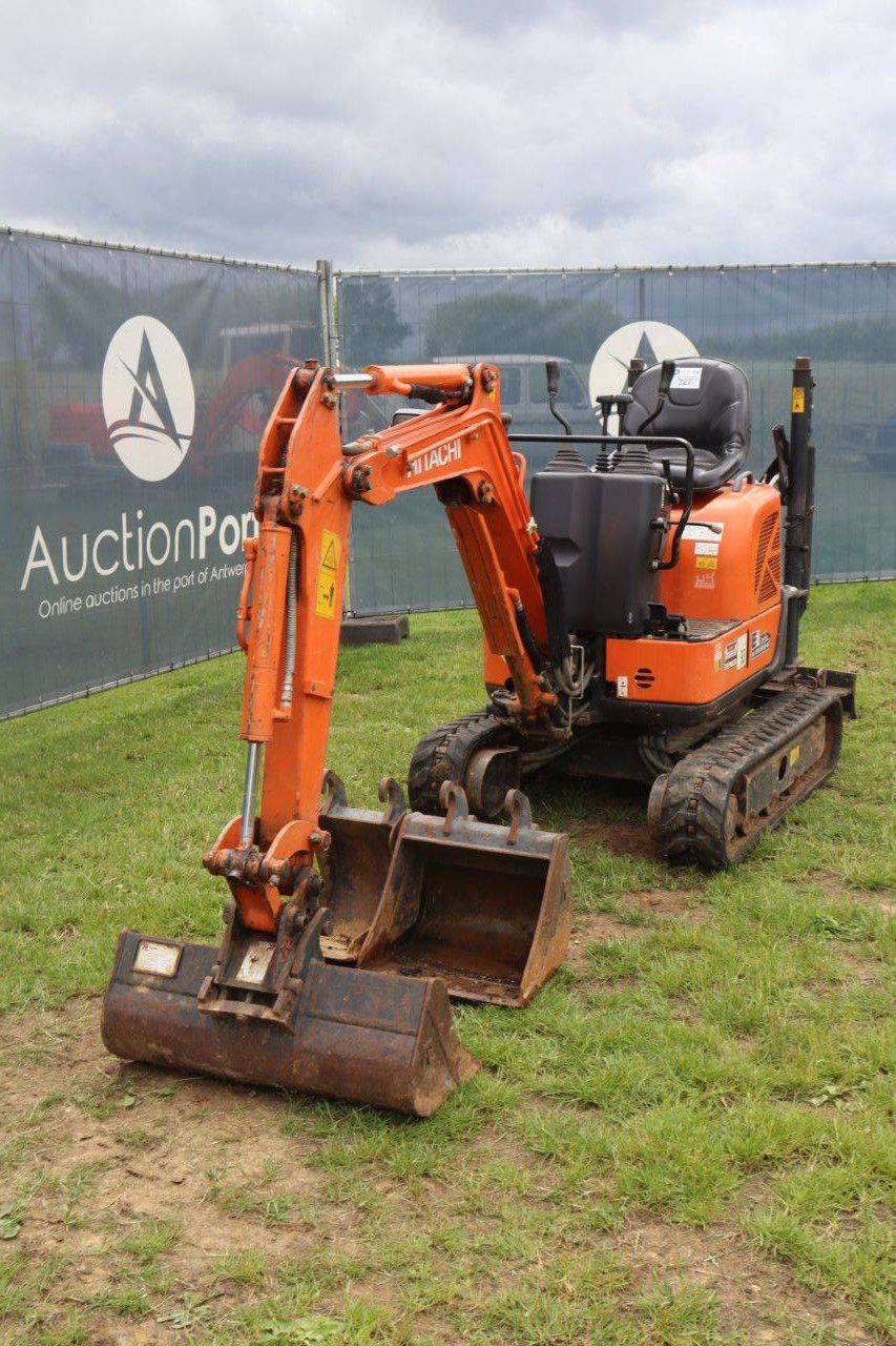 Minibagger Hitachi ZX10U-2 Diesel 2015