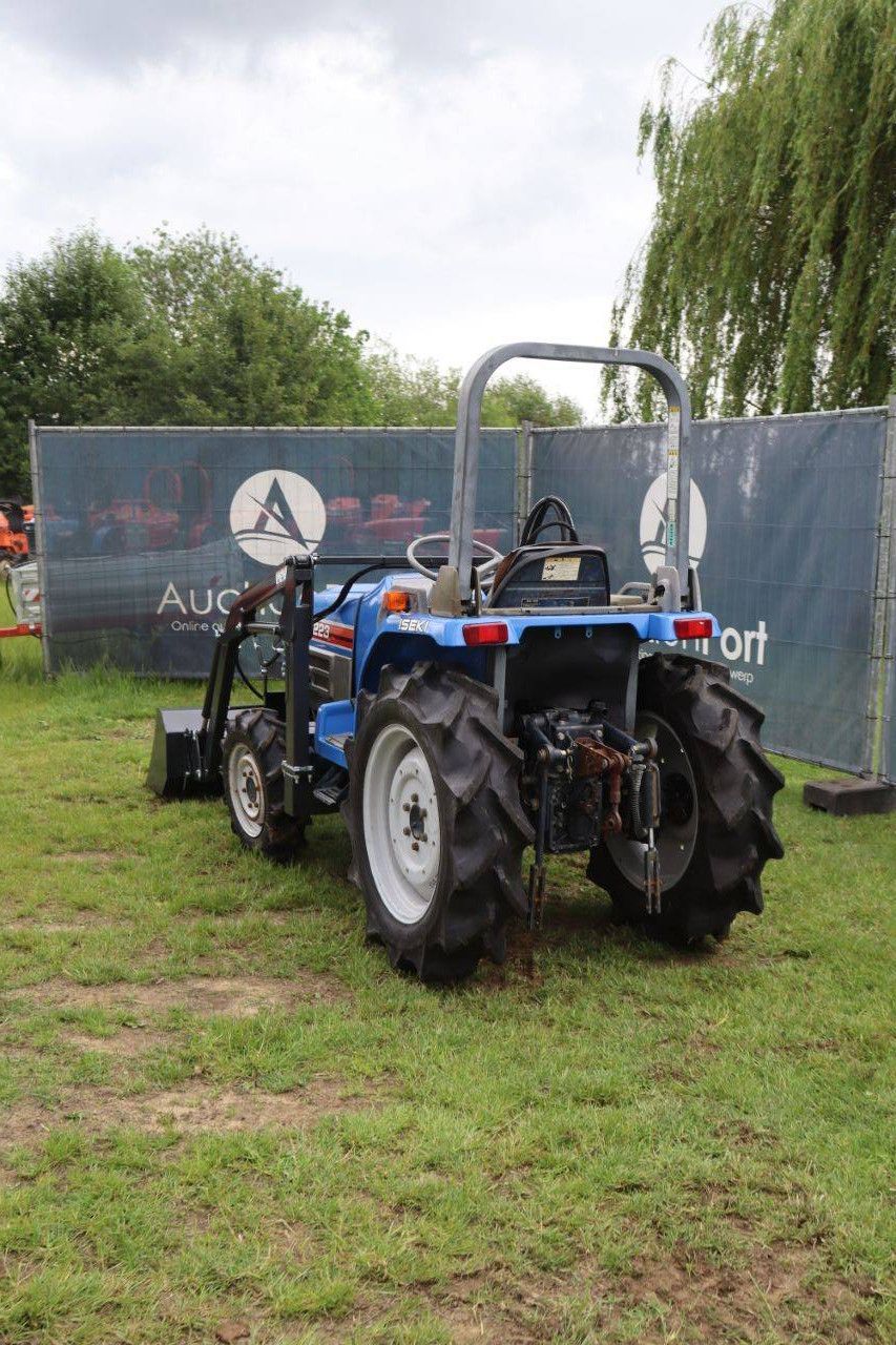 Iseki Sial 223 Diesel-Kleintraktor mit Frontlader