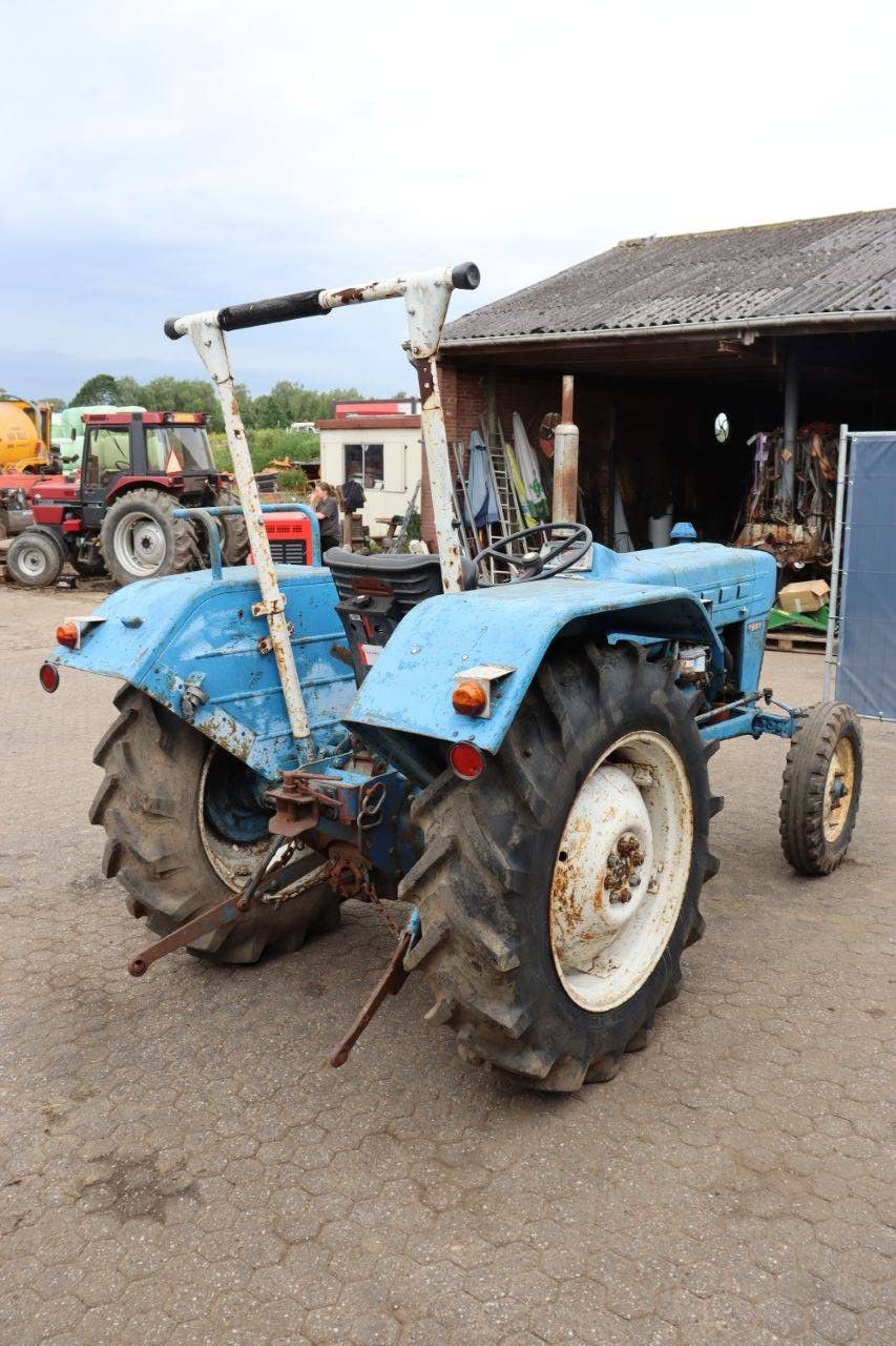 Ford 2000 Dieseltraktor