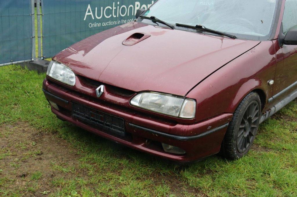 Cabriolet Renault 19 Cabrio Benzine 135pk 1993 (Marge)