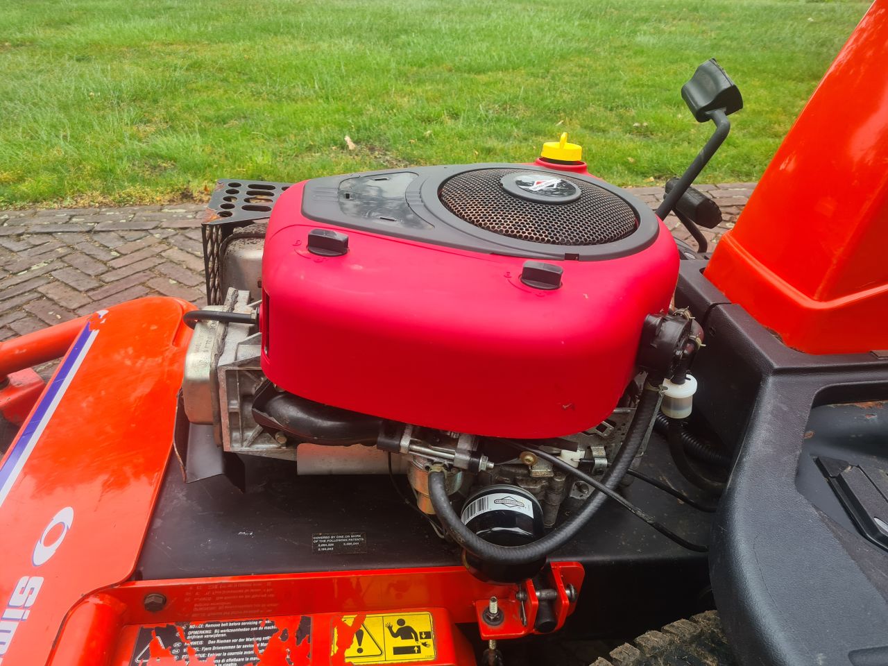 Simplicity Lancer 17 hp frontmaaier zitmaaier opknapper.