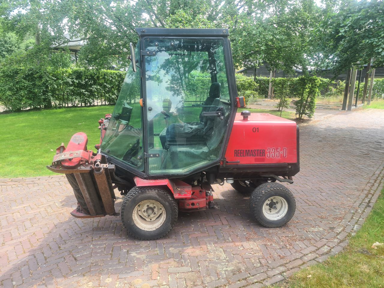 Toro Reelmaster 335 D kooimaaier met diesel motor.