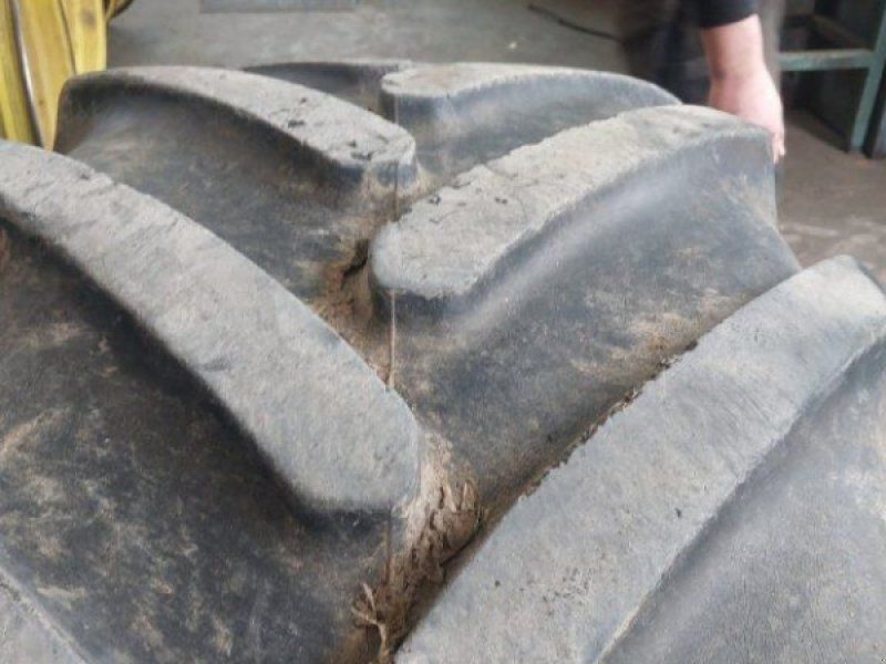 Reifen Michelin 440 65R 24