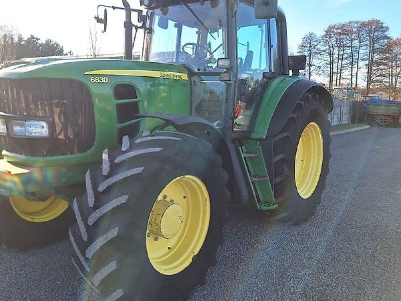 John Deere 6630 Standard