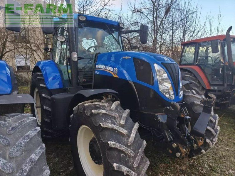 New Holland t7.200 ac