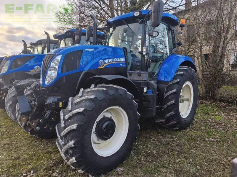 New Holland t7.200 ac